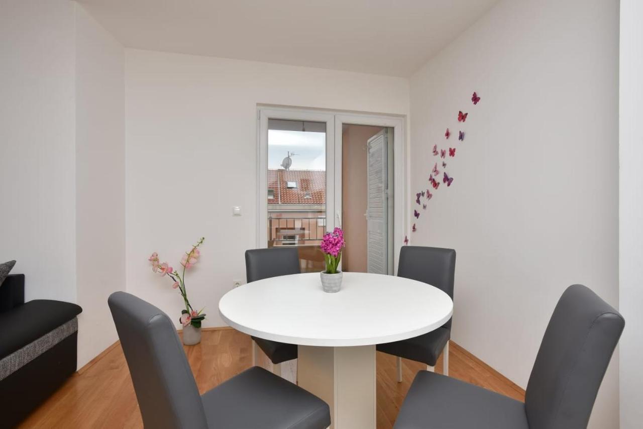 Apartment Anna A2+2 Makarska Eksteriør bilde